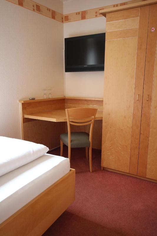 Single Room image 1