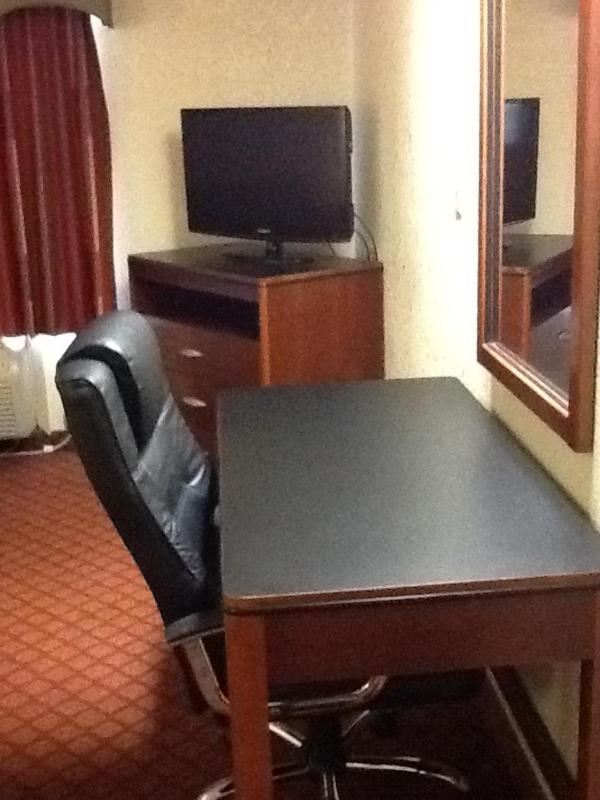 King Room Non-Smoking image 2