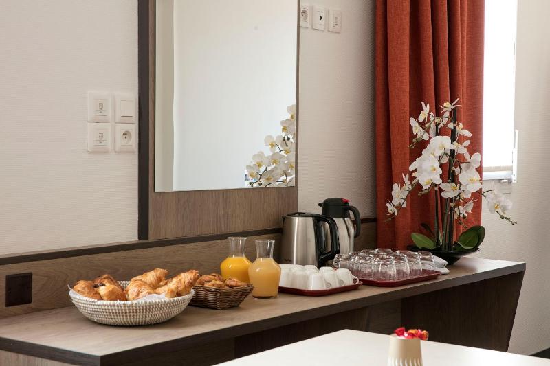 Hotel Clermont Estaing - image 19