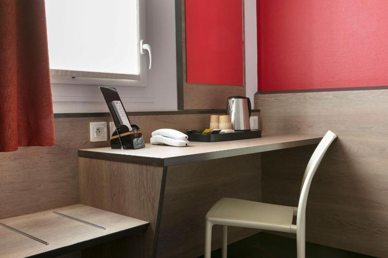 Hotel Clermont Estaing - image 31