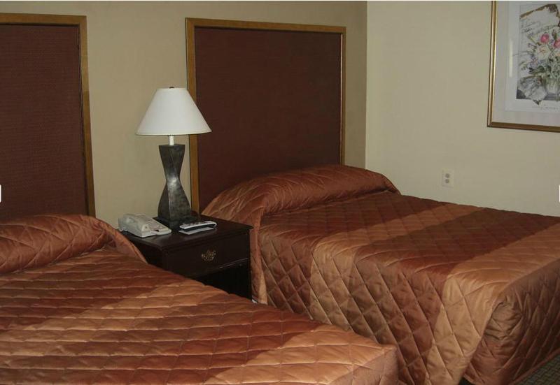 Standard Room with Two Double Beds image 3