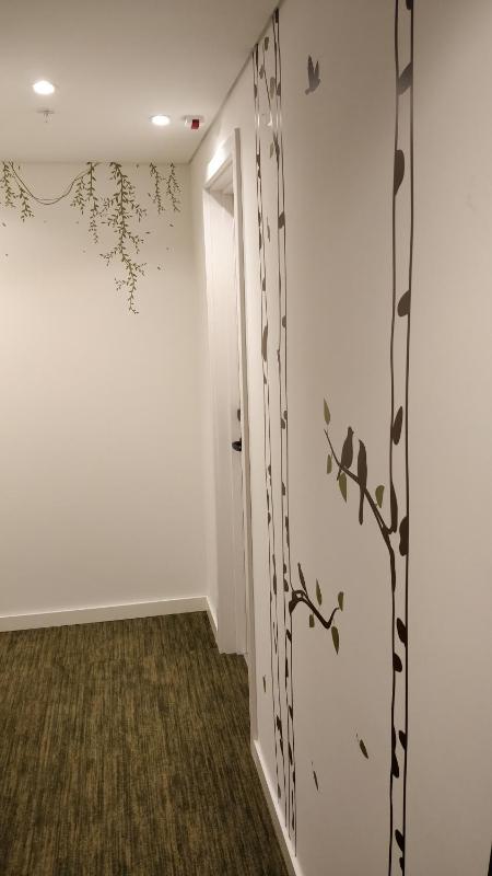 Superior Twin Room image 3