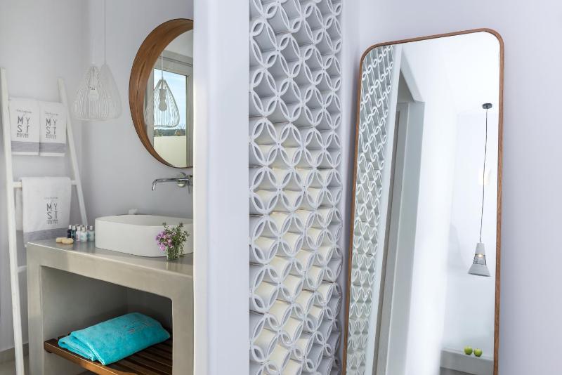 Myst Boutique Hotel - image 12