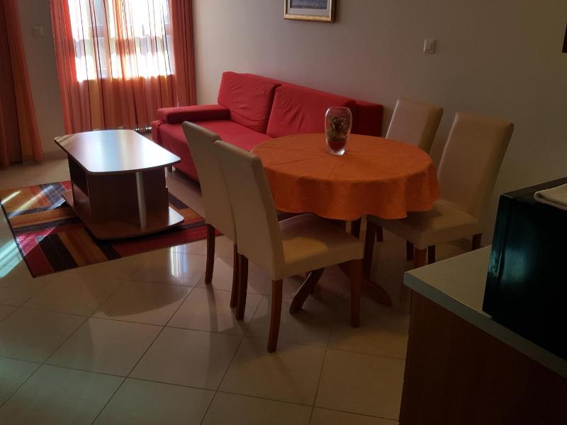 Deluxe Apartment image 2