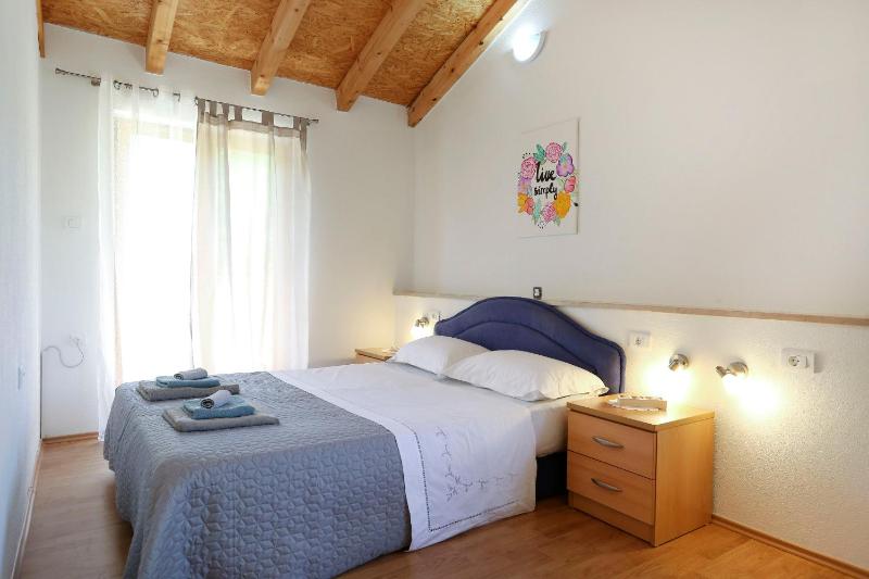 Three-Bedroom Holiday Home  image 1