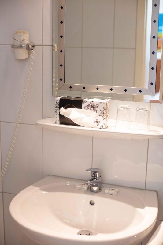 Single Room image 1