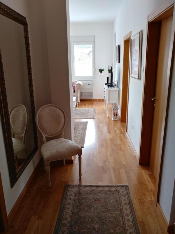 JC10 Apartment 3 bedroom free parking 73sqm - image 14