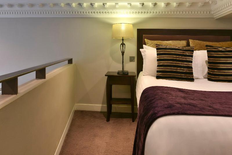 One Bedroom Executive Apartment image 2