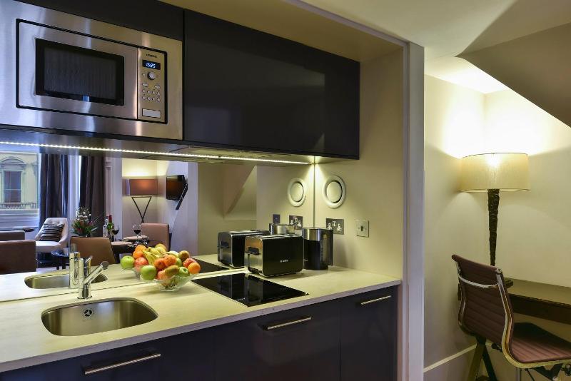 One Bedroom Executive Apartment image 3