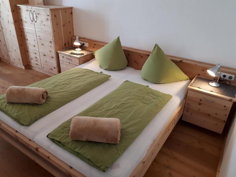 Triple Room with Balcony image 3