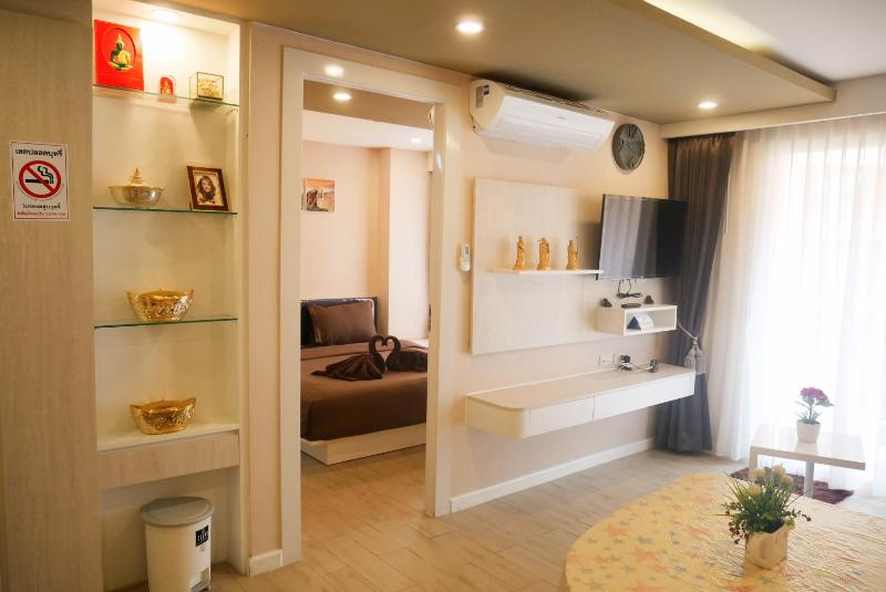 Seven Seas Resort Pattaya & Sofa bed - image 26
