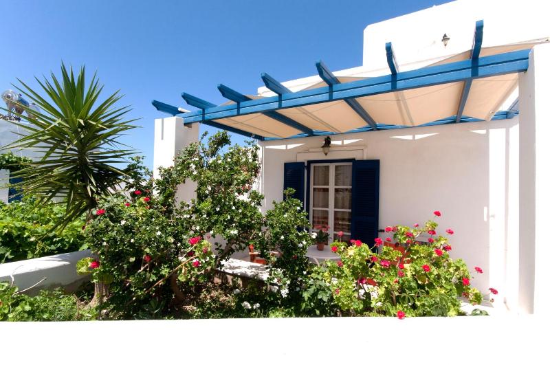 Angeliki's Studios Paros - image 3