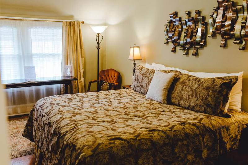 Standard Suite (Baroness) image 1