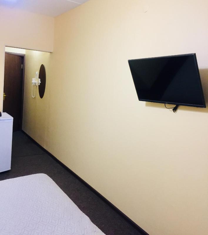 Standard Single Room image 3