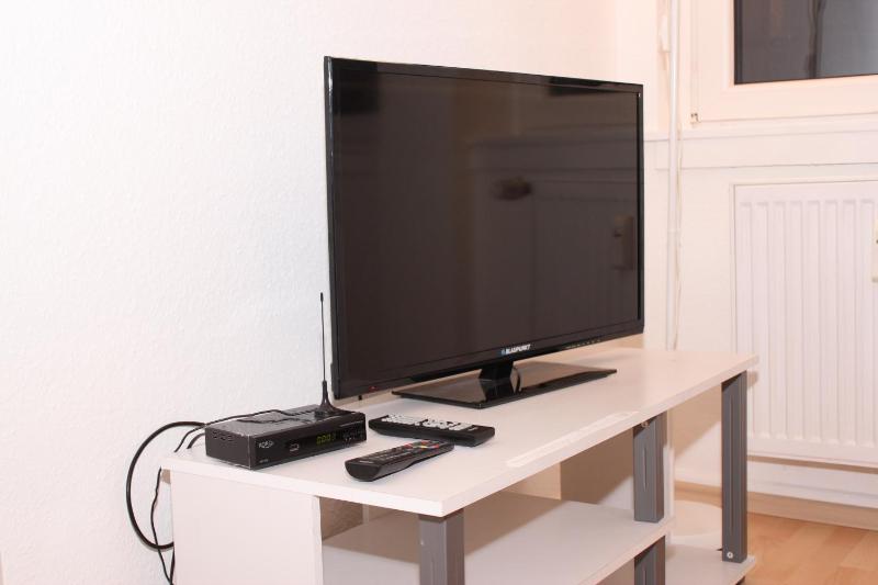 Three-Bedroom Apartment image 4