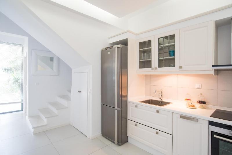 Three-Bedroom Villa image 3