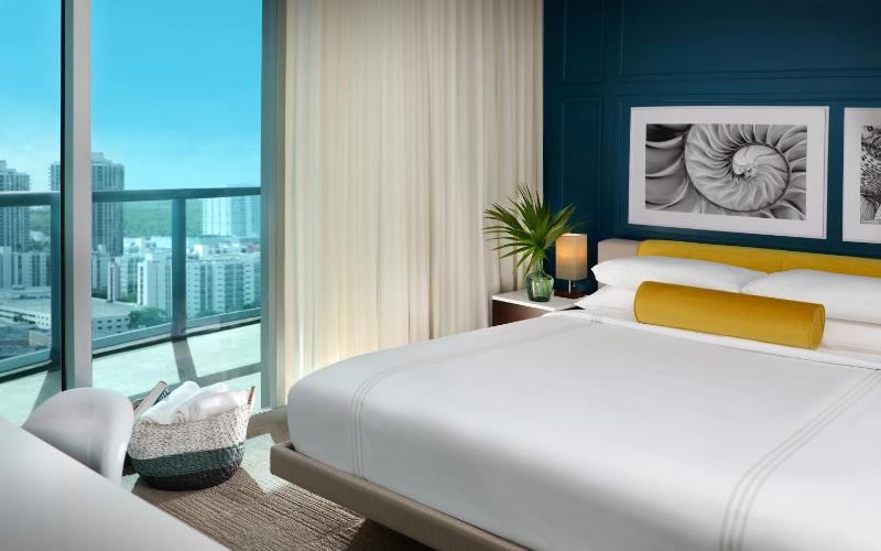 One-Bedroom City View Suite image 4