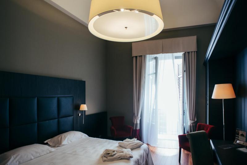 Superior Double or Twin Room image 4