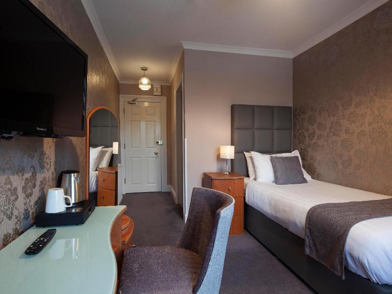 Standard Single Room image 3