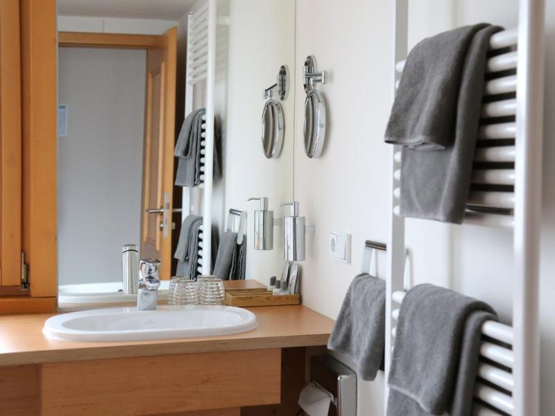 Double Room with Balcony image 1