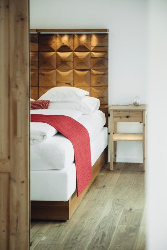 Suite with Balcony image 4