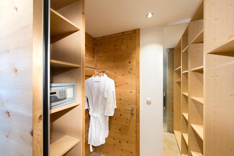 Suite image 3