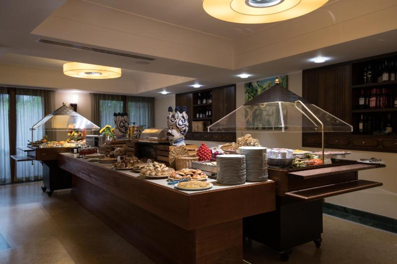 Artemis Hotel - image 26
