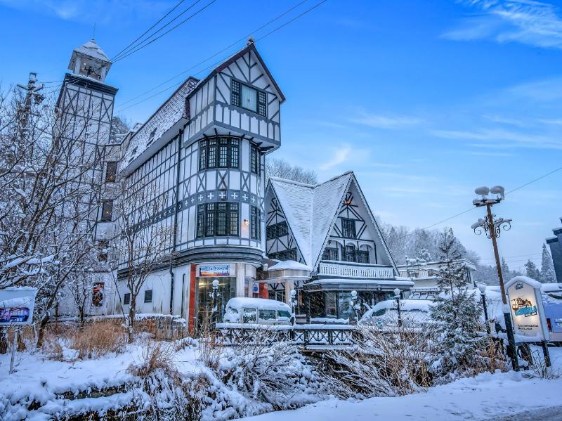 Hakuba Gondola Hotel - image 33
