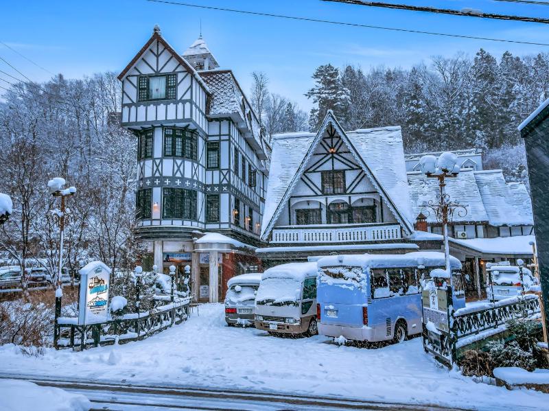 Hakuba Gondola Hotel - image 20