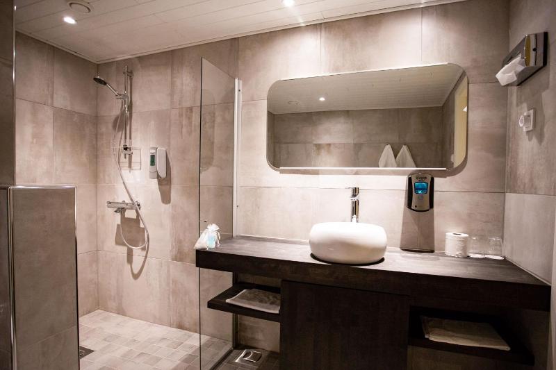 Superior Double Room image 2