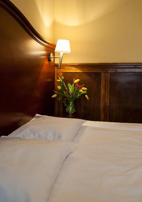 Standard Double Room image 2