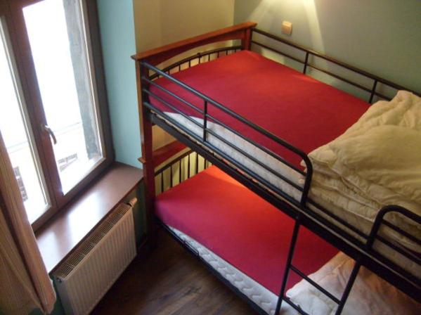 Triple Room with Shared Bathroom image 3