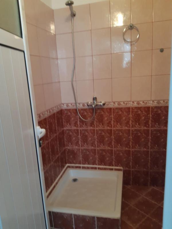 Triple Room with Balcony image 4