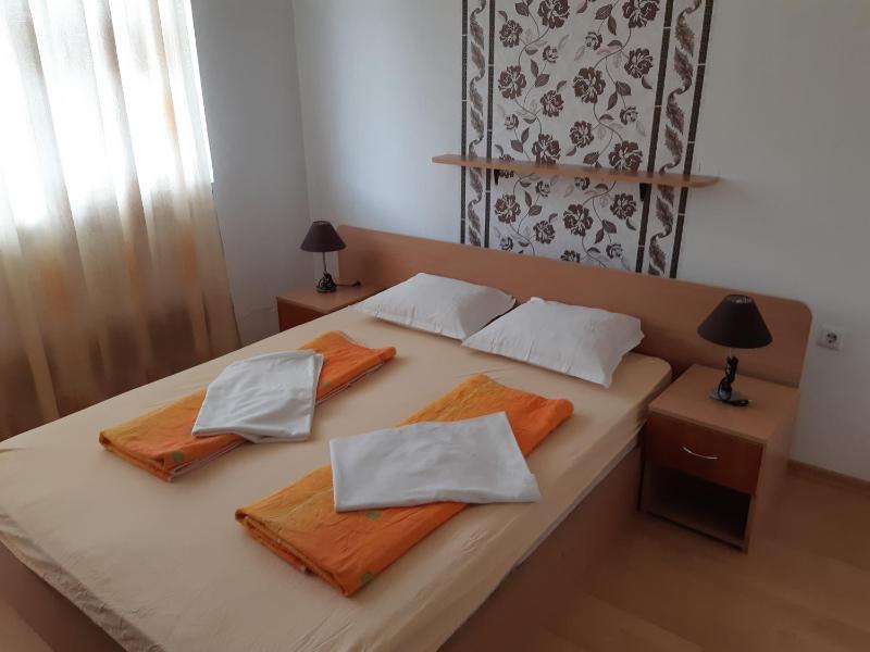 Triple Room with Balcony image 3