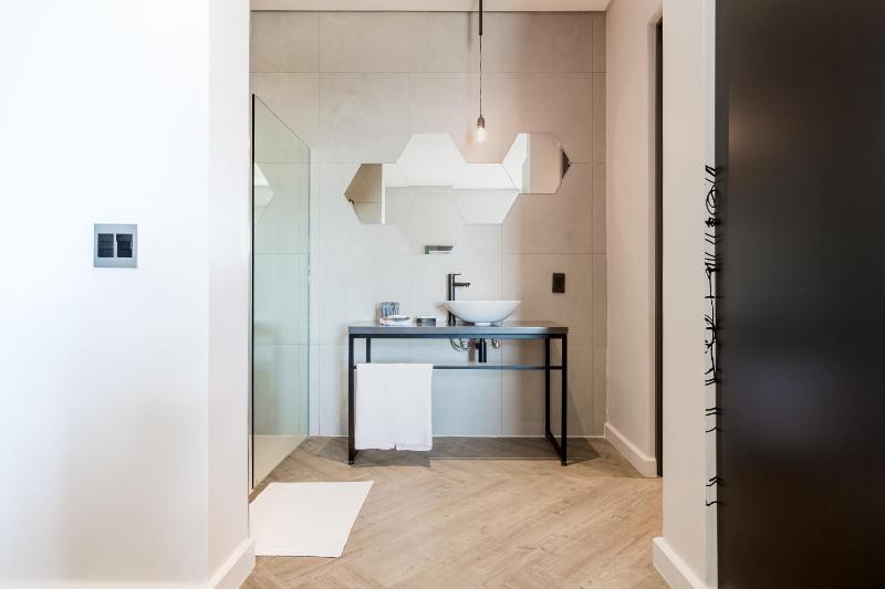 The Junction Boutique Hotel - image 6