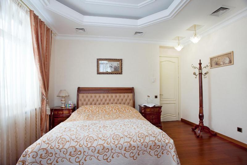 Double Room with Private Bathroom image 1