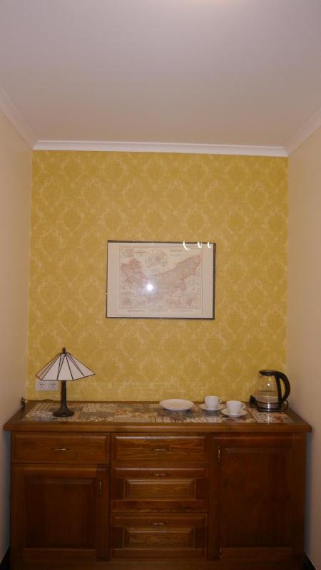 Double Room image 3