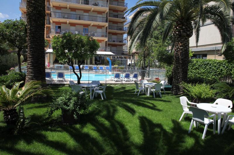 Hotel Sayonara - image 16