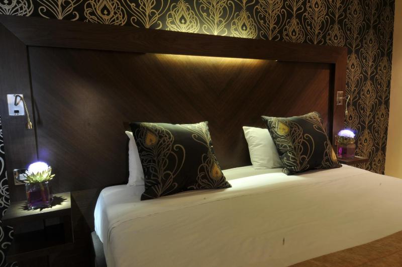 Double Room image 1