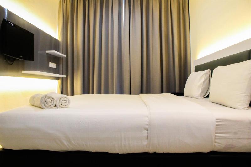 1BR Brooklyn Alam Sutera Apartment near BINUS By Travelio - image 3