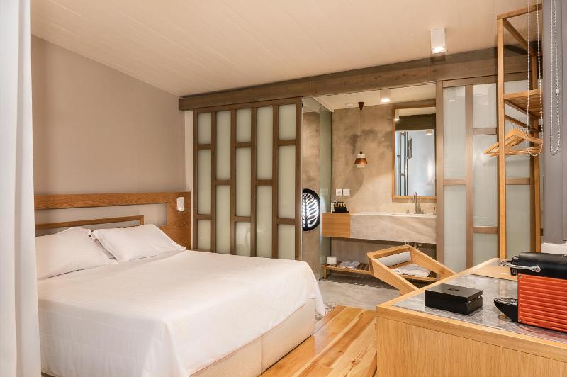 Hotel Off - image 14