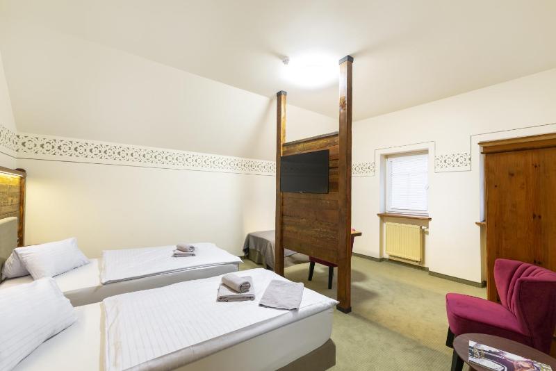 Hotel U Simla - image 30