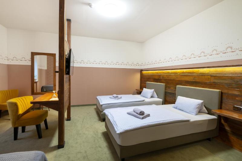 Hotel U Simla - image 31
