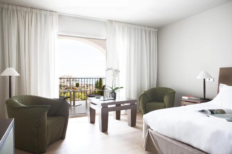 Suite with Sea View image 4