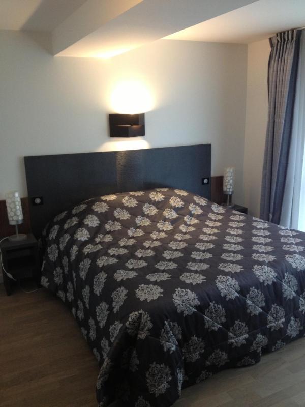 Double Room image 3