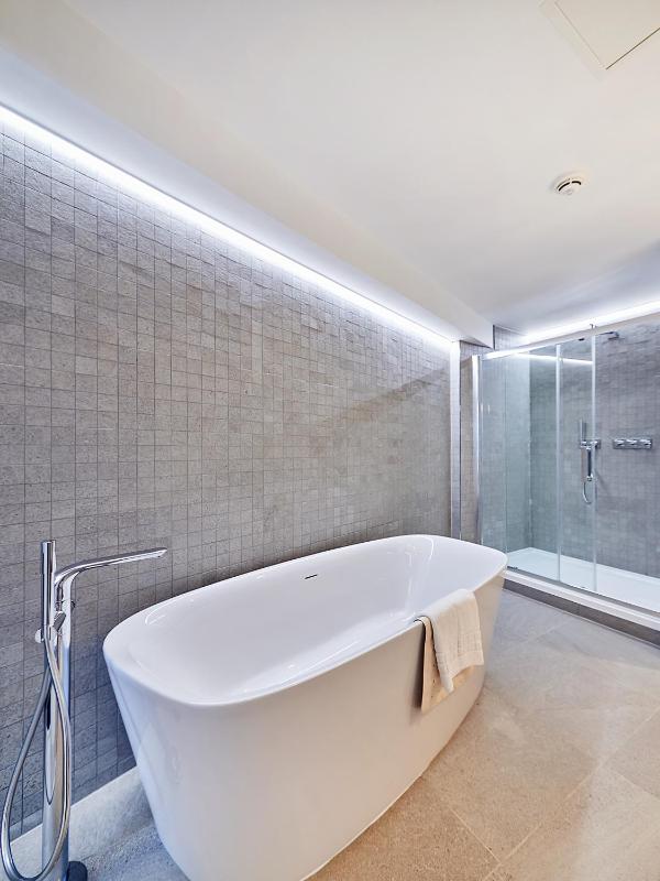 Park Regis Birmingham - image 18