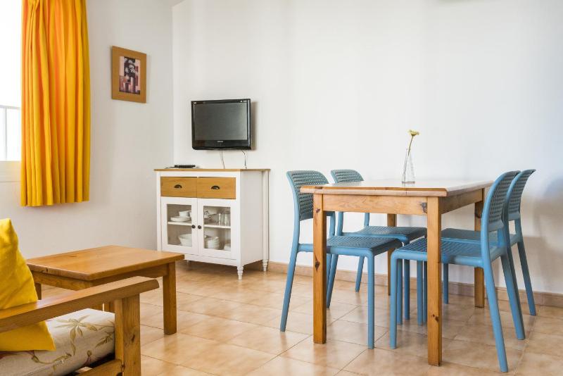 Apartamentos Sol Ponent - image 35