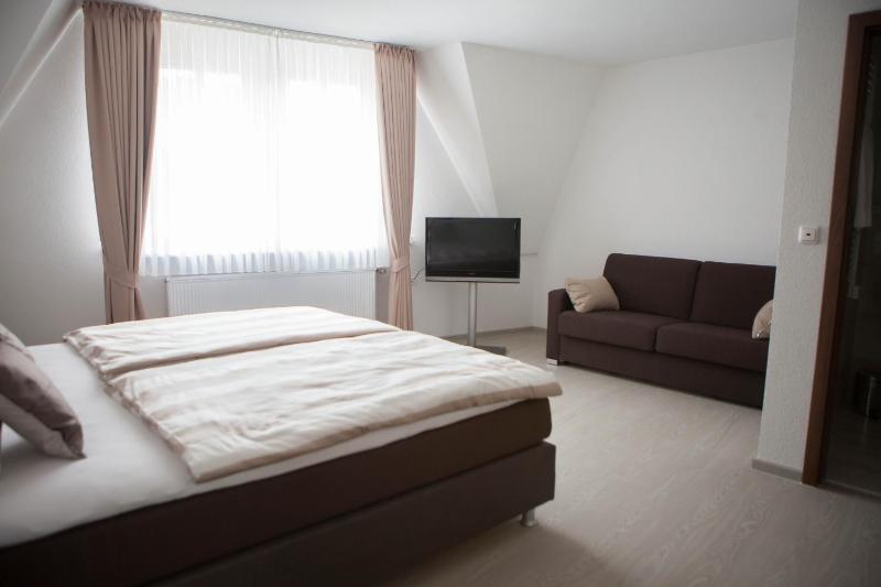 Superior Double Room with Marketsquare view image 4