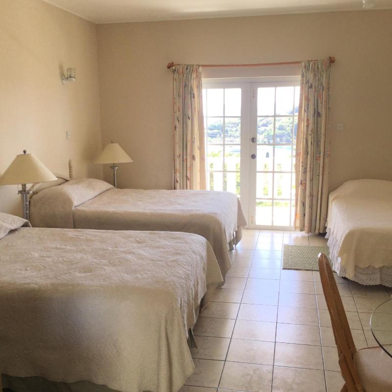 Rosewood Apartment Hotel - image 2