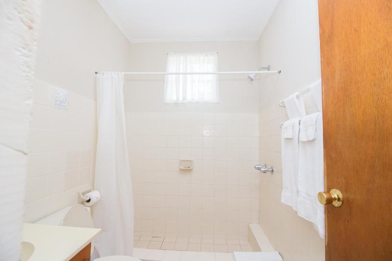 Rosewood Apartment Hotel - image 9